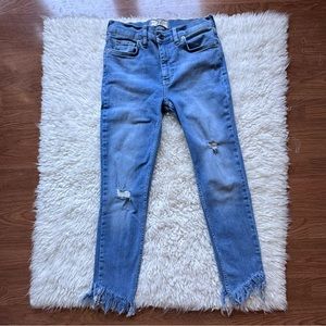 🔴 3/$15! We The Free (Free People) Destroyed Distressed Frayed Fringe Hem Jeans